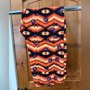 LuLaRoe TC Leggings (Fit sizes 12-18)